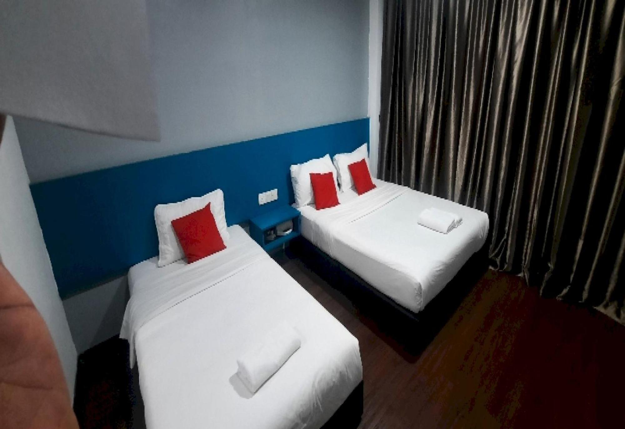 Super Oyo 90724 Rg Hotel Air Hitam Bagian luar foto